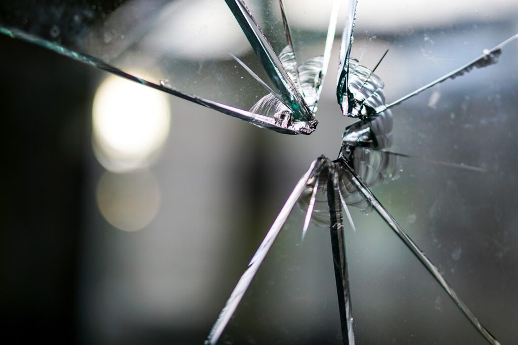 glass pane, glass, broken-1497227.jpg